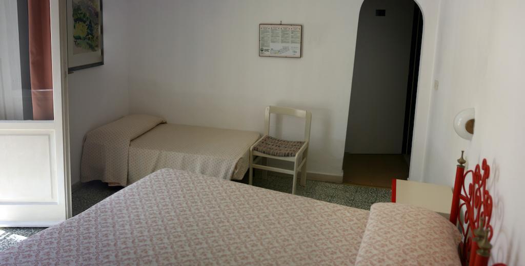 Hotel Villa Nettuno Marina di Campo Habitación foto